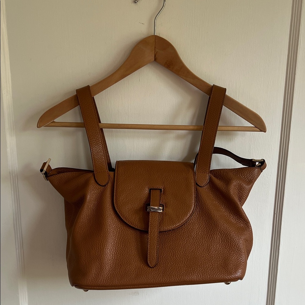 Meli Melo Medium Thela Leather Handbag